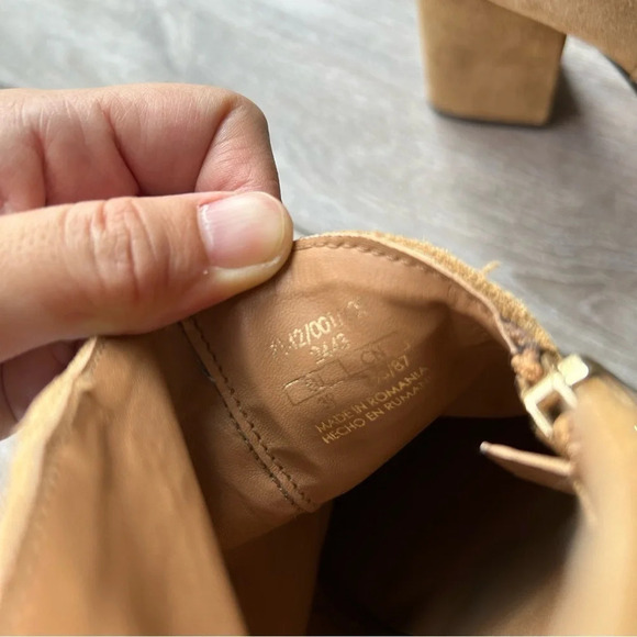 Zara  Trafaluc Tan Suede Block Heel Ankle Boots - Picture 11 of 13